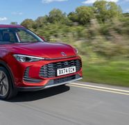 TOP 30 cele mai ieftine mașini noi în 2025: de la Dacia și Hyundai până la MG și Suzuki